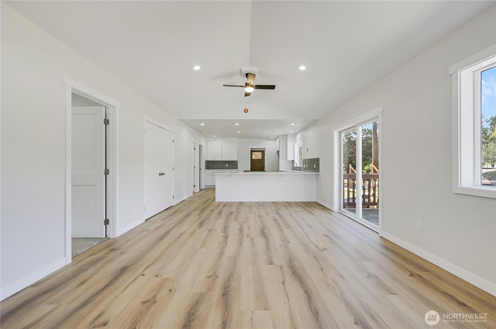 1261 18th Street Property Photo 12