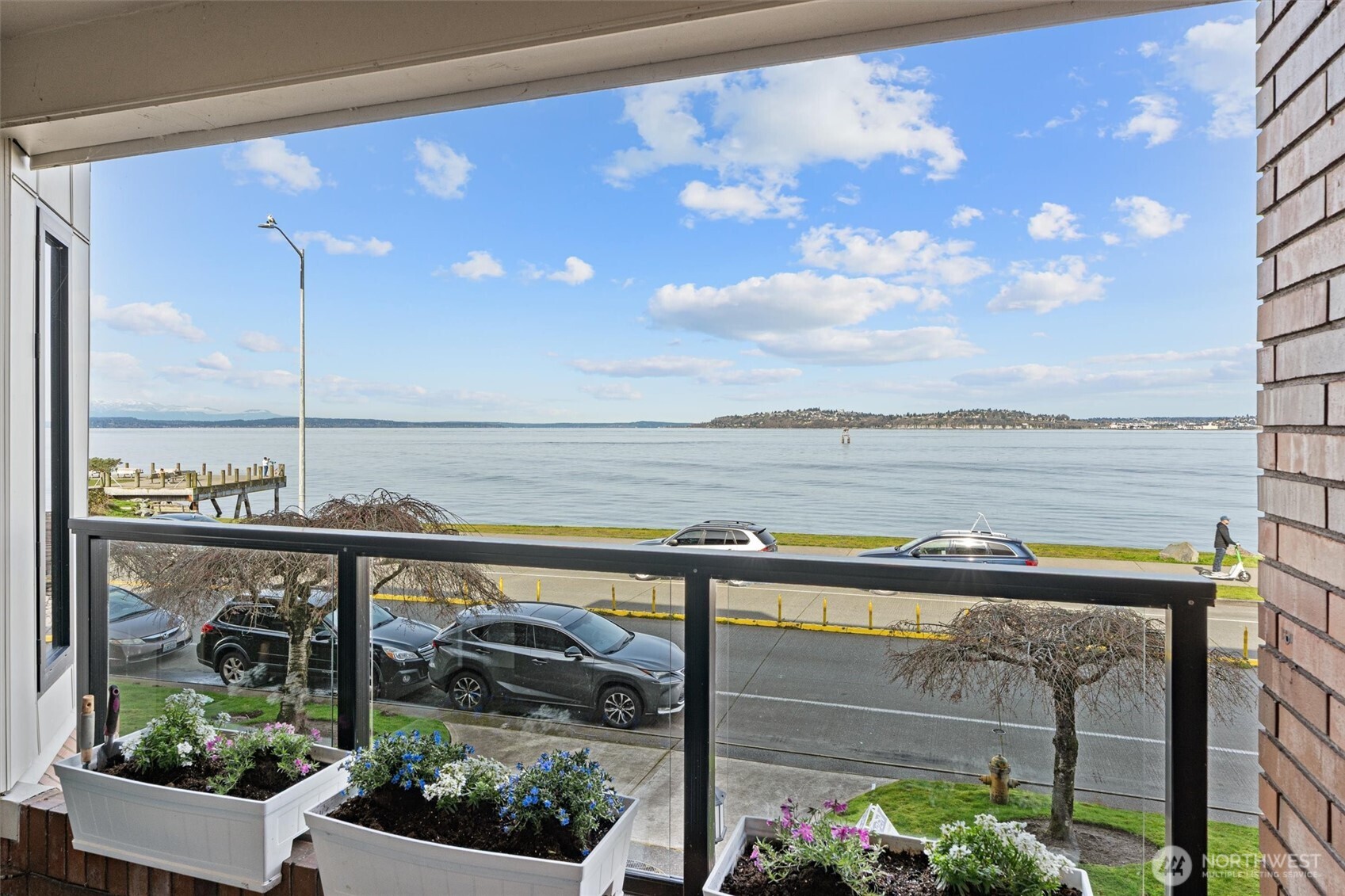 1140 Alki Avenue 204 Property Photo 5