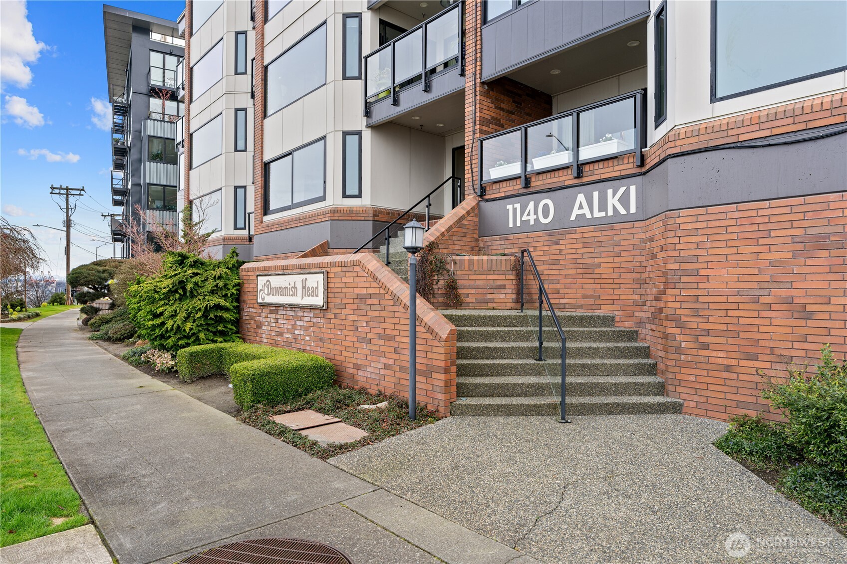 1140 Alki Avenue 204 Property Photo 23