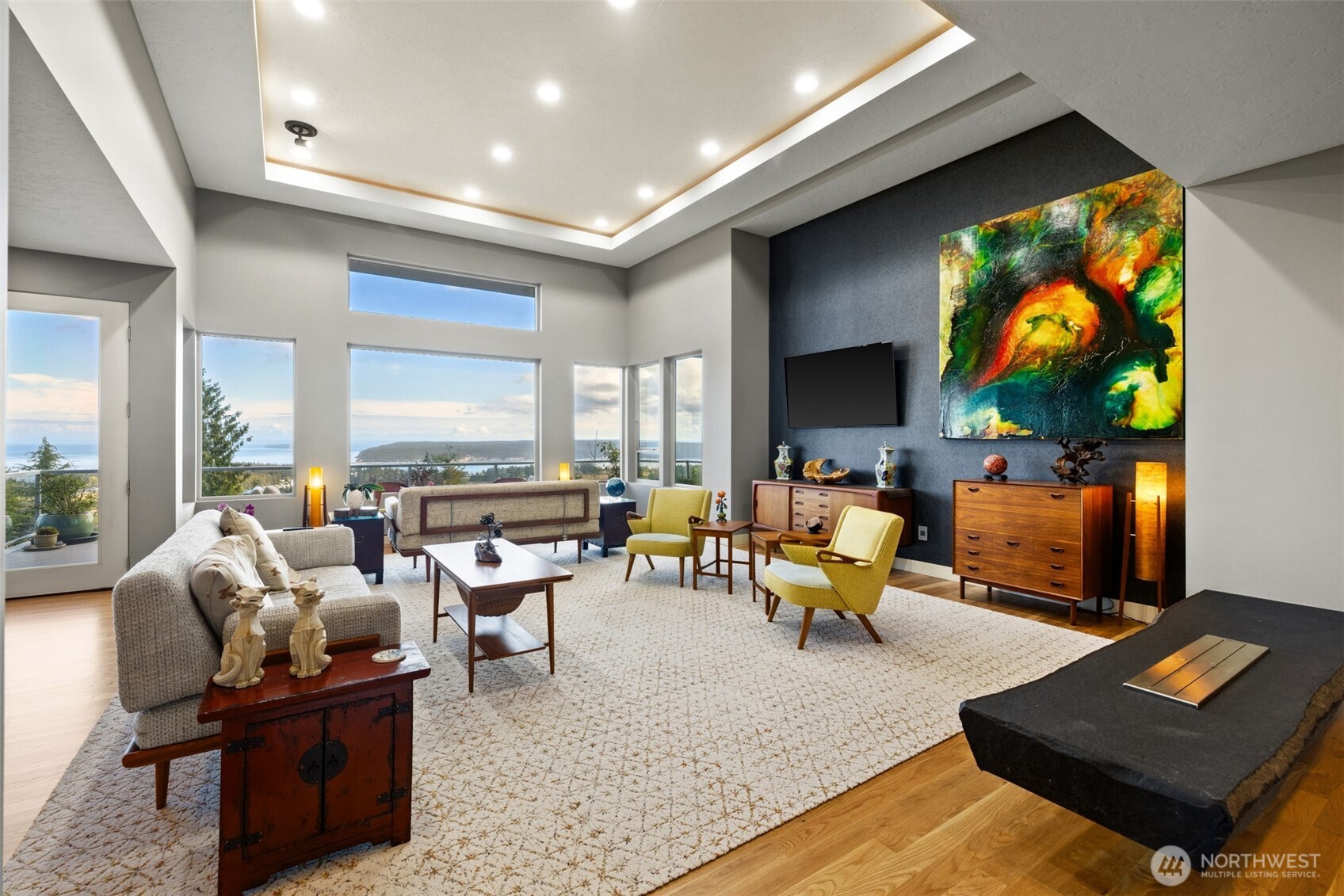 170 Flying Cloud Street Property Photo 8
