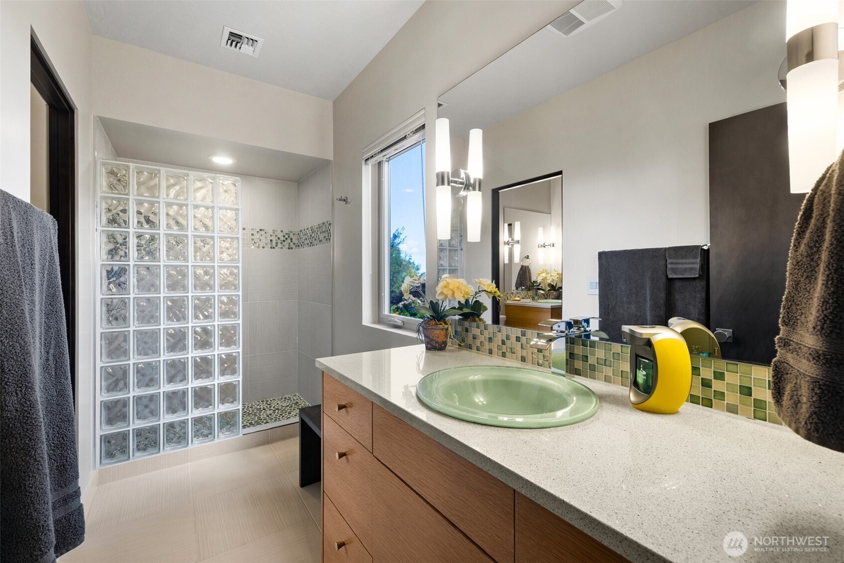 170 Flying Cloud Street Property Photo 32