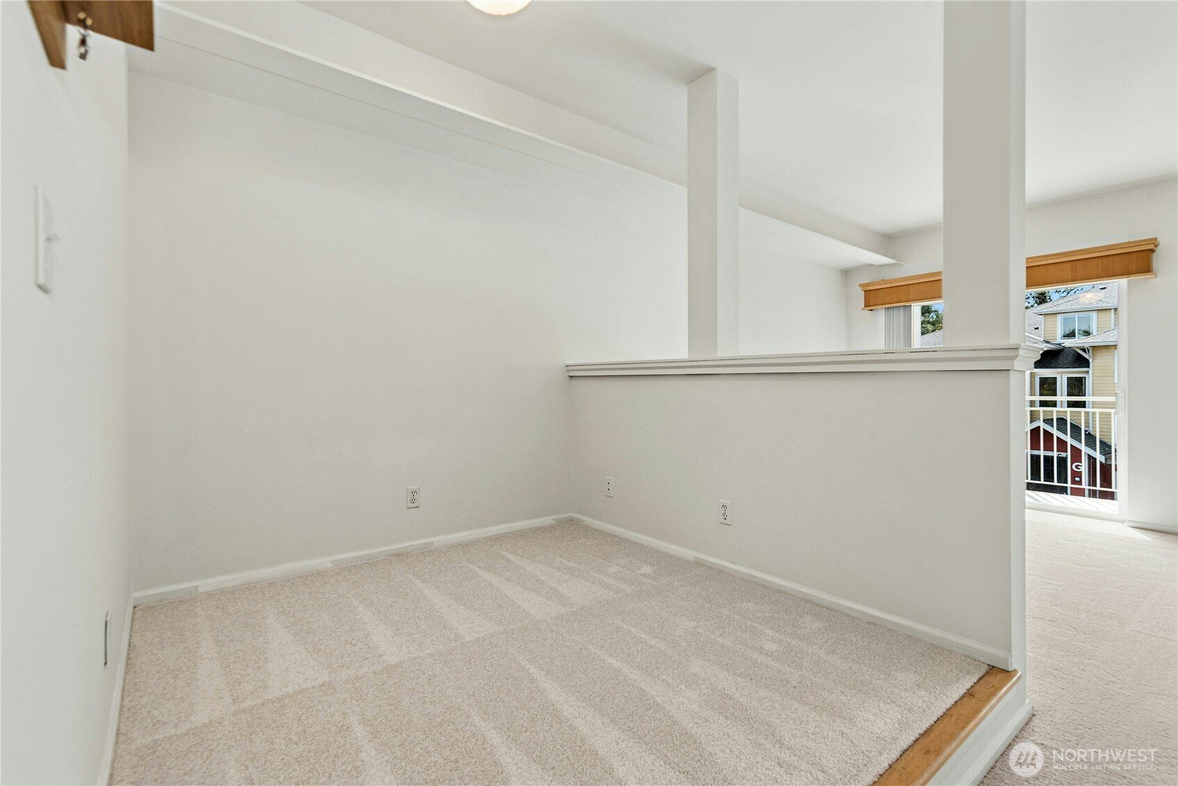 517 225th Lane E202 Property Photo 11
