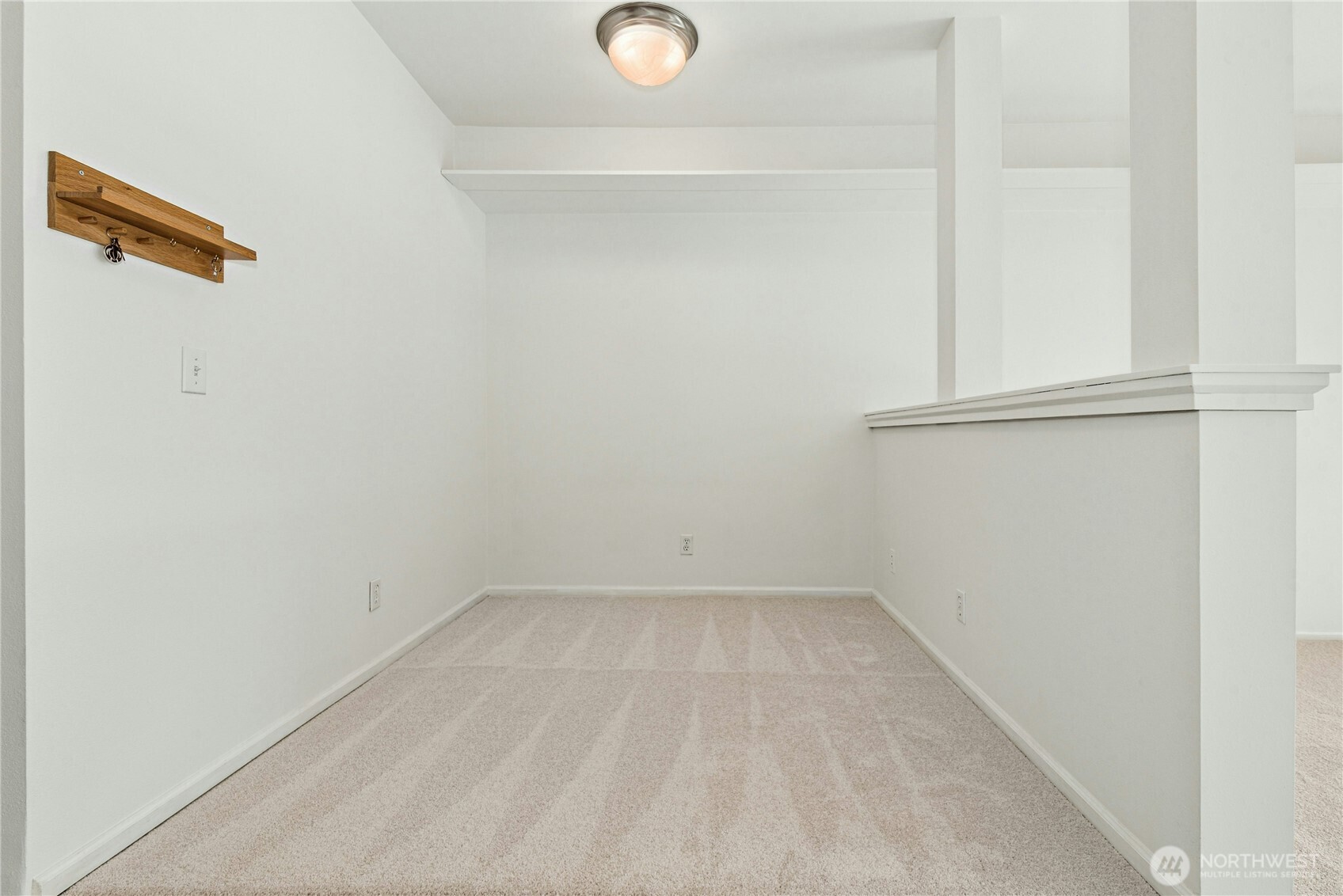 517 225th Lane E202 Property Photo 12