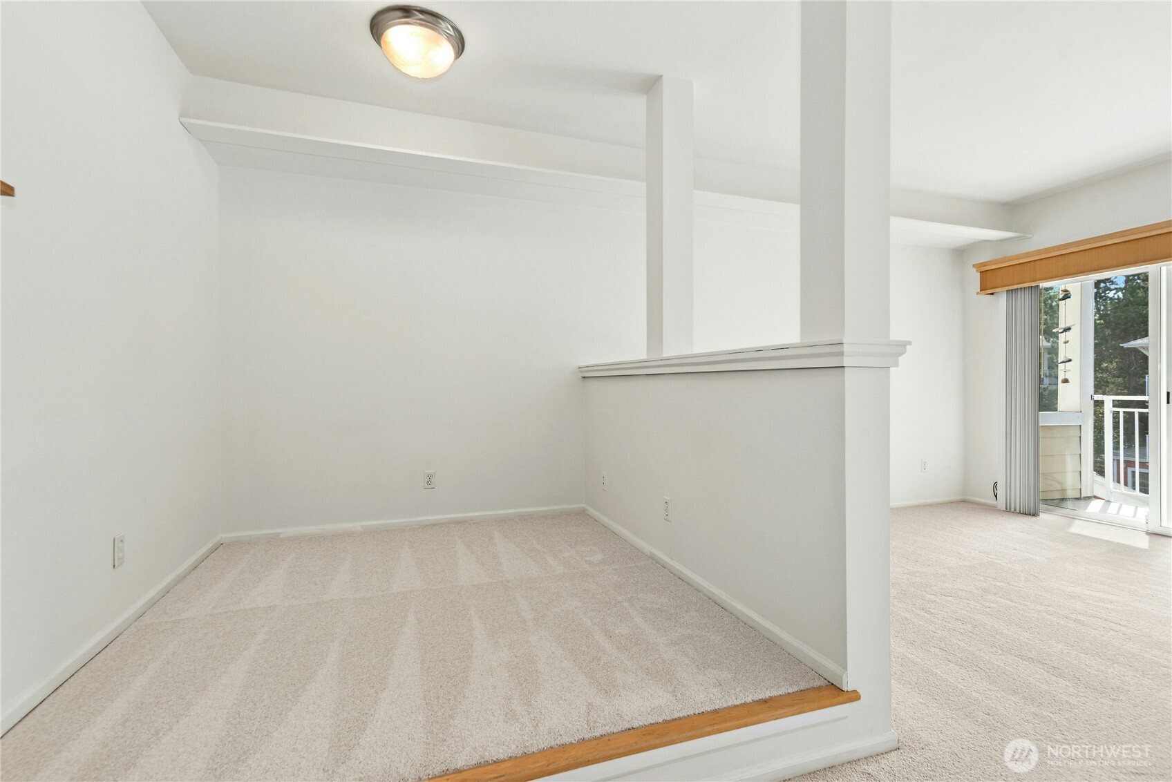 517 225th Lane E202 Property Photo 13
