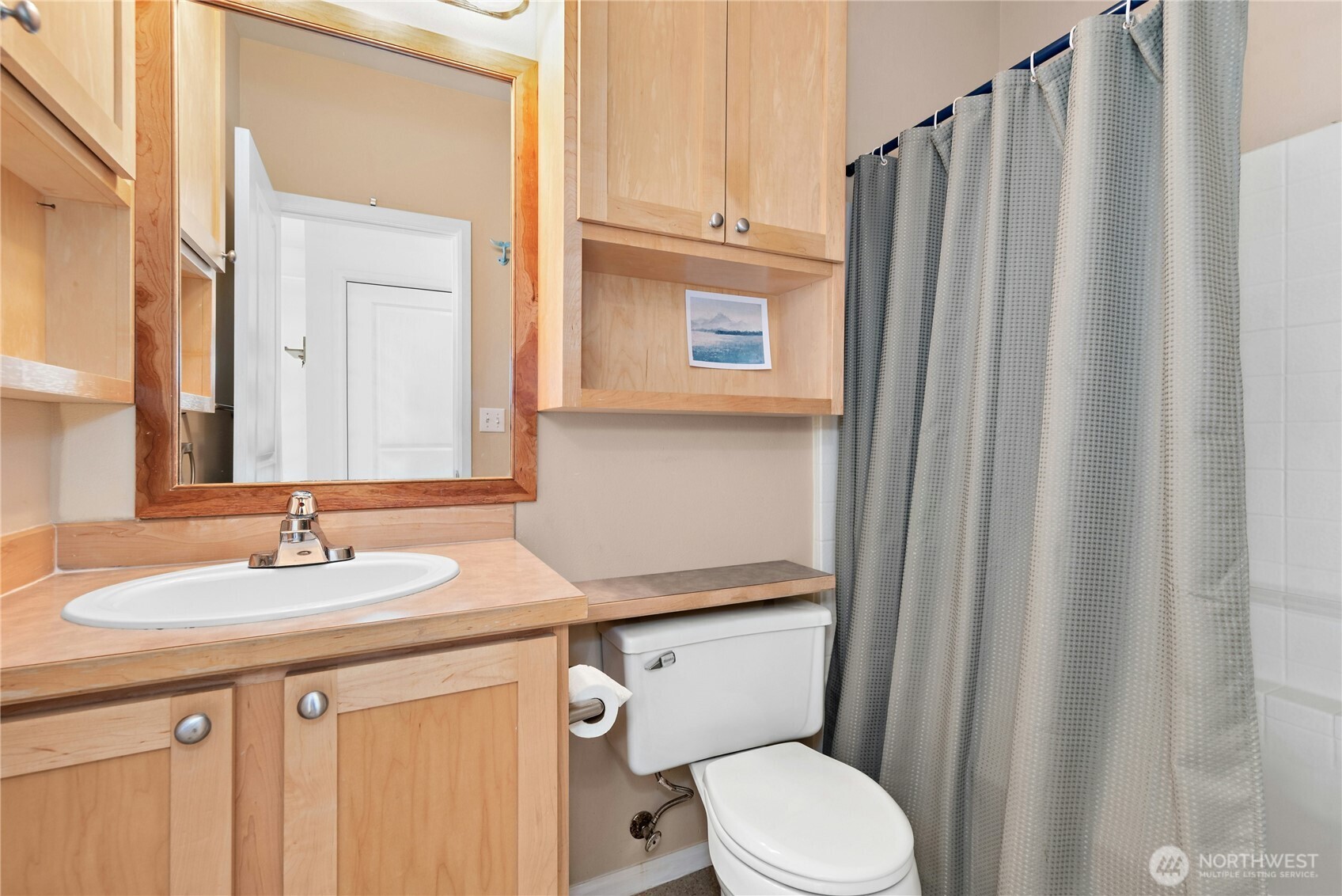 517 225th Lane E202 Property Photo 17