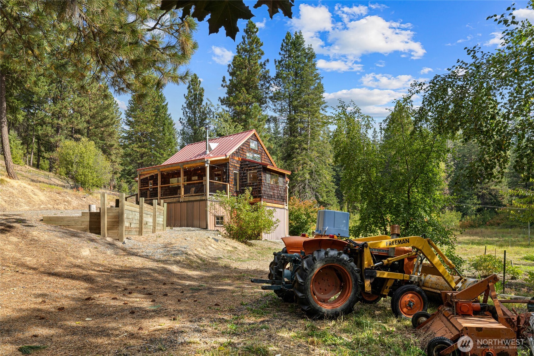 760 Wagon Wheel Rd. Property Photo 4