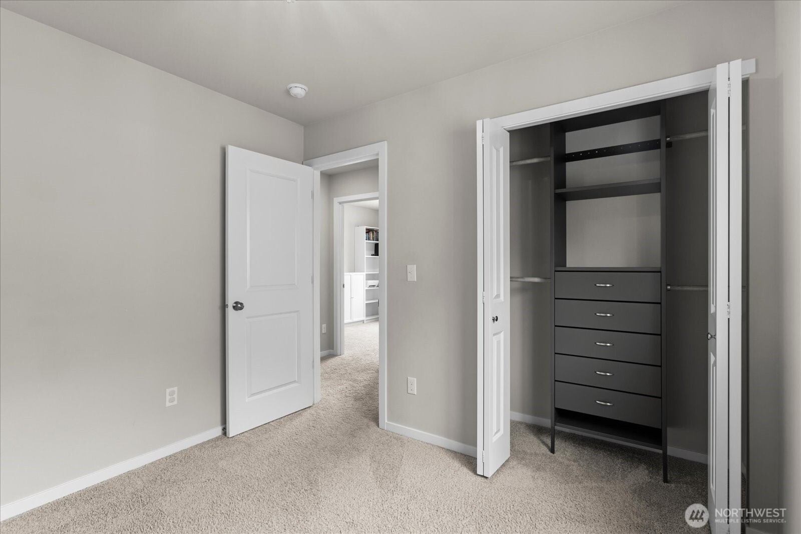 10513 Tailspar Avenue Property Photo 23