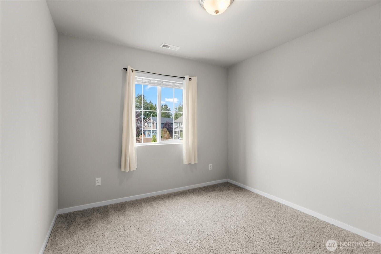 10513 Tailspar Avenue Property Photo 24
