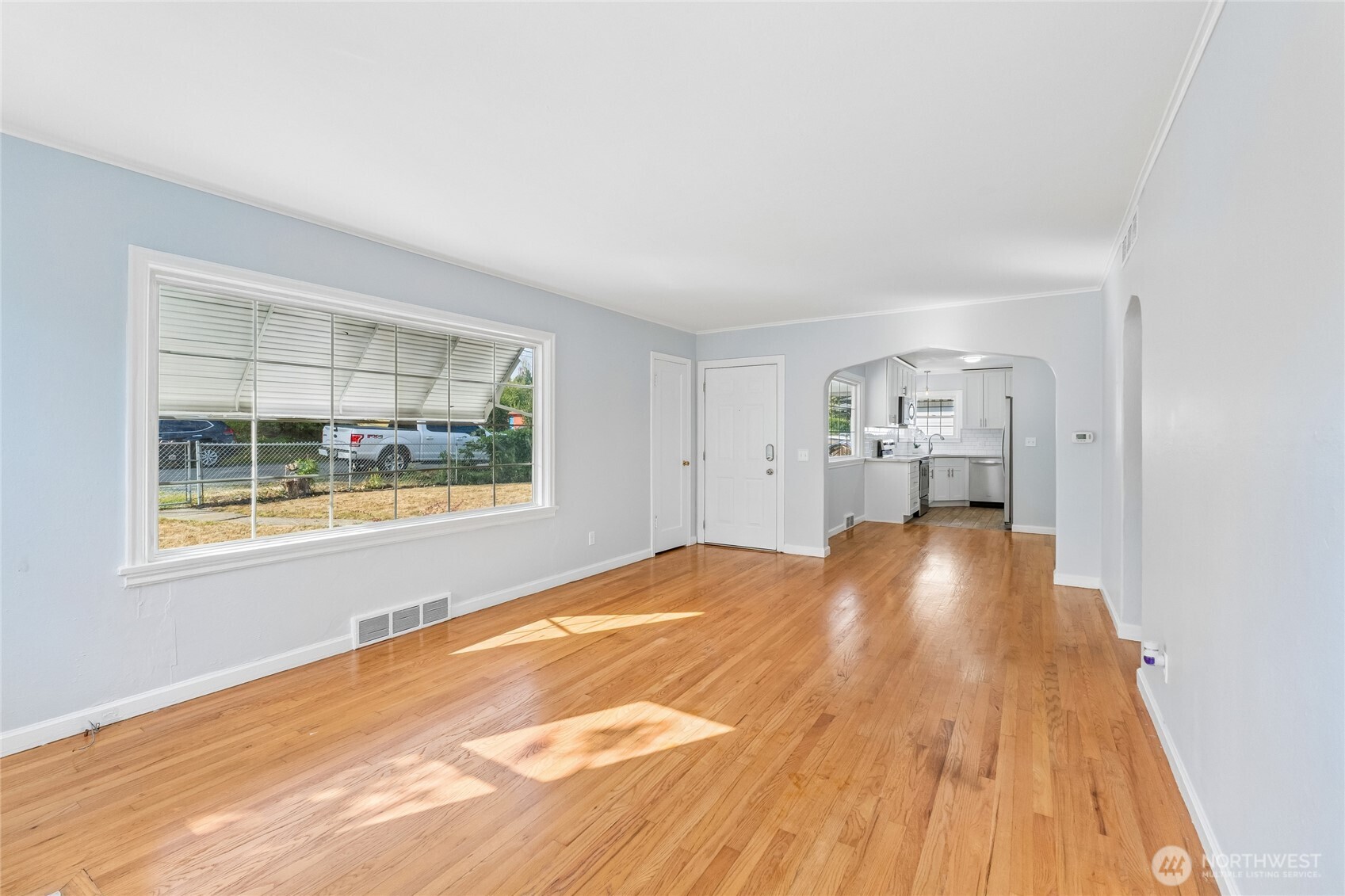 1048 S 100th Street Property Photo 11