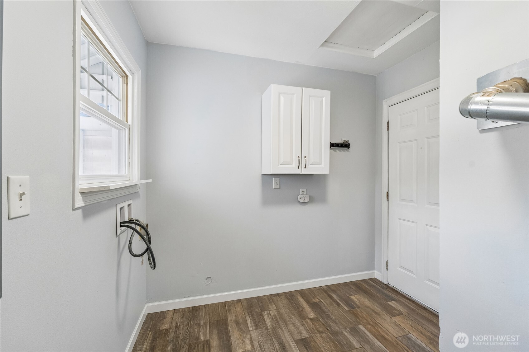 1048 S 100th Street Property Photo 14
