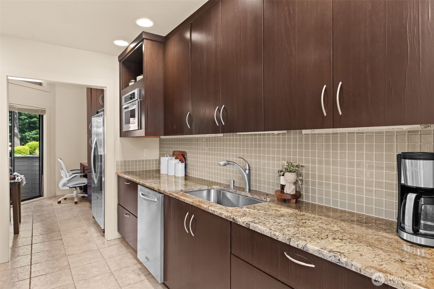 2023 Narrows View Circle B214 Property Photo 14