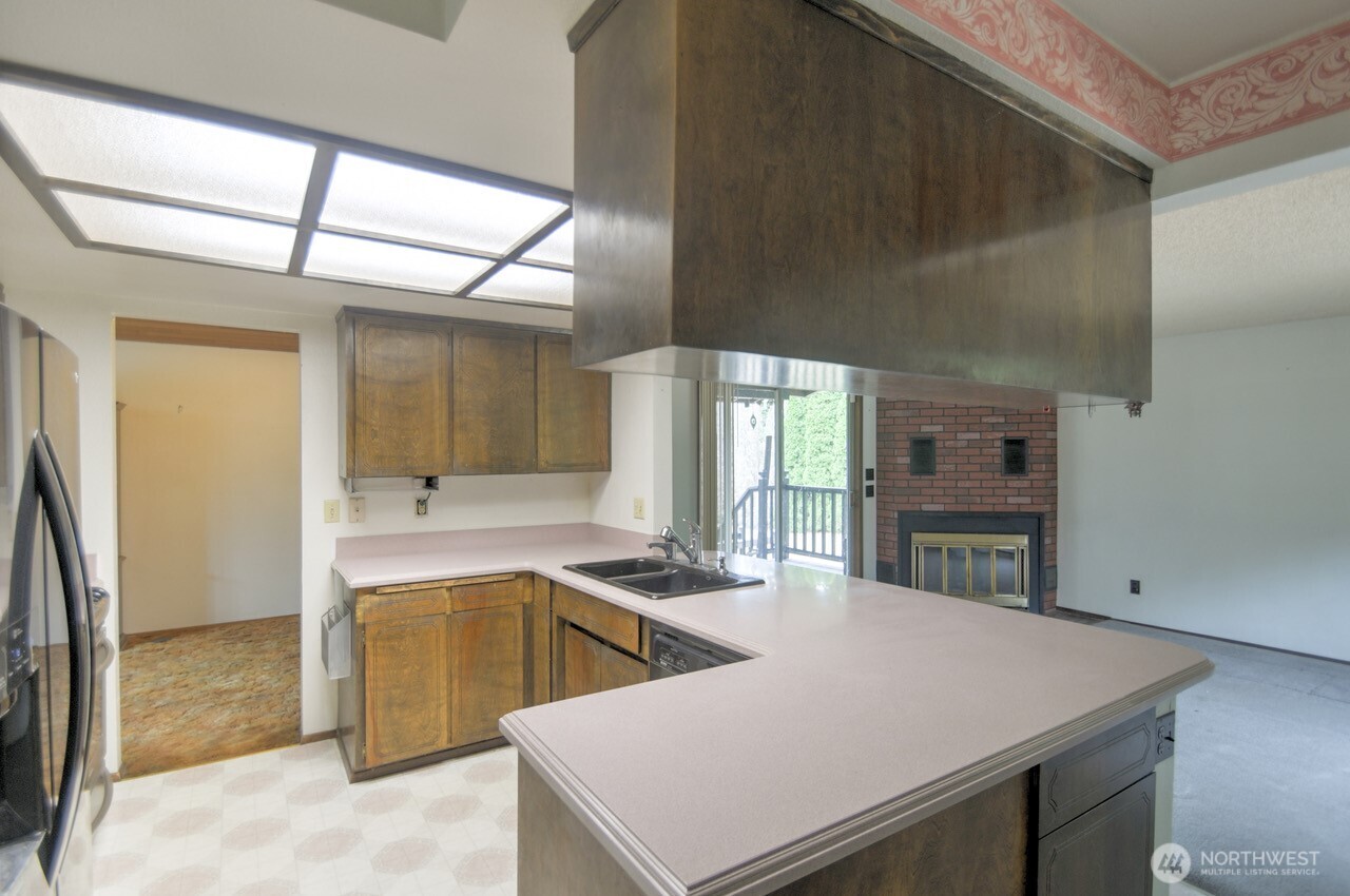 3301 33rd Loop Property Photo 11