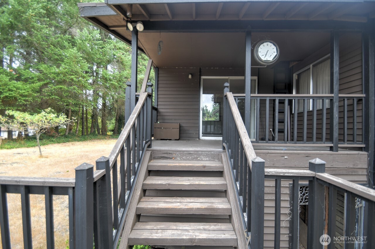 3301 33rd Loop Property Photo 25