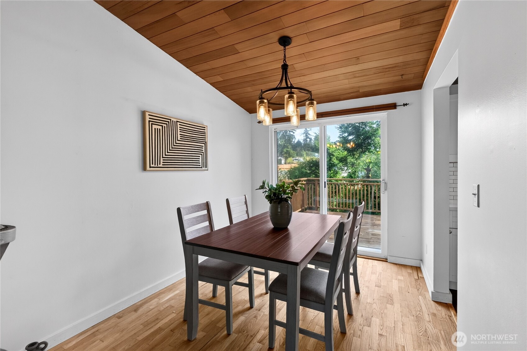 13812 9th Place Property Photo 6