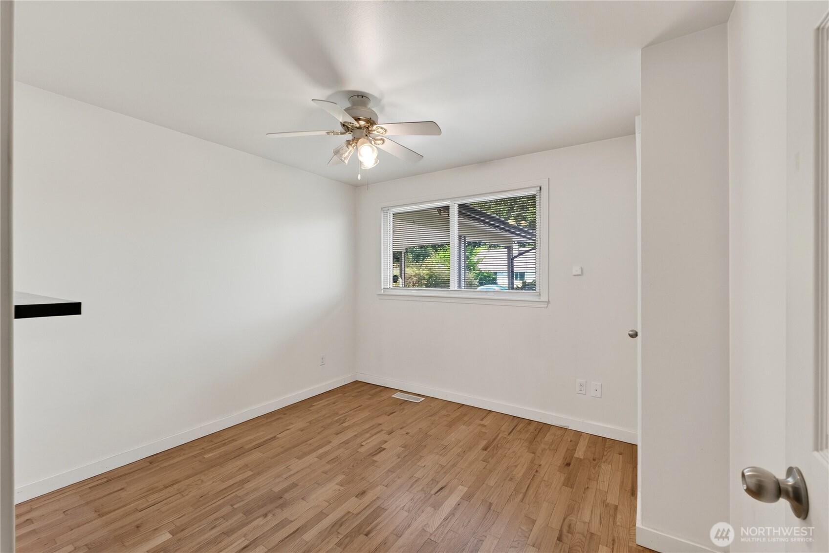 13812 9th Place Property Photo 15