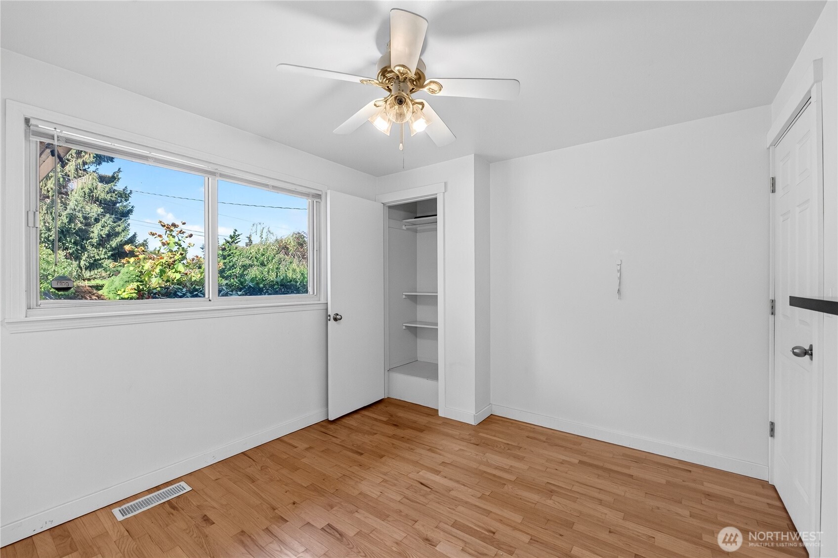 13812 9th Place Property Photo 16