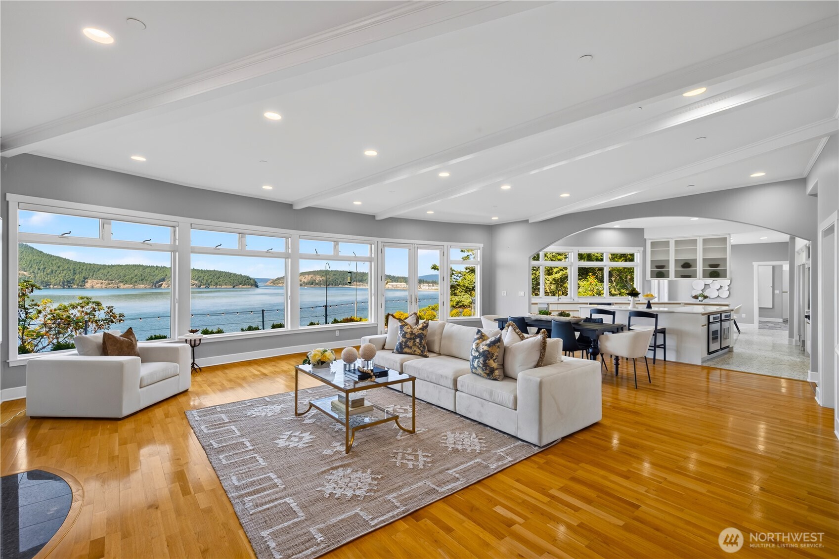 11064 Marine Drive Property Photo 6