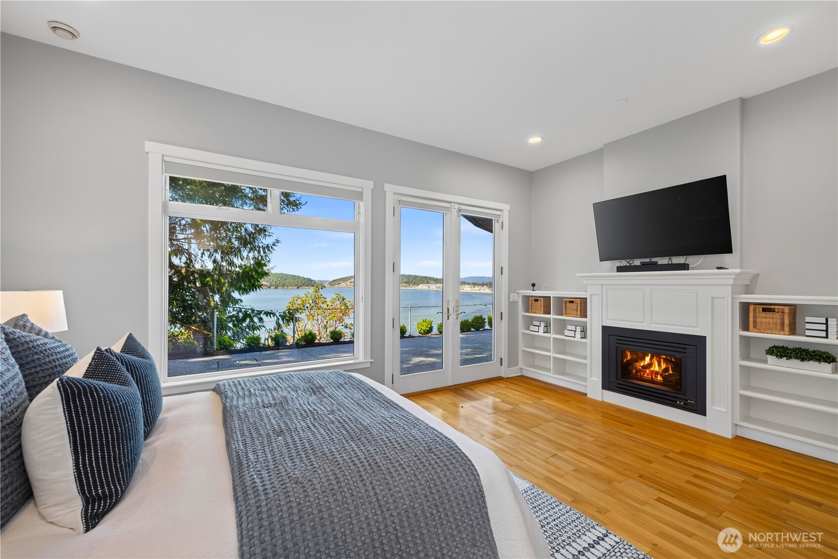 11064 Marine Drive Property Photo 23