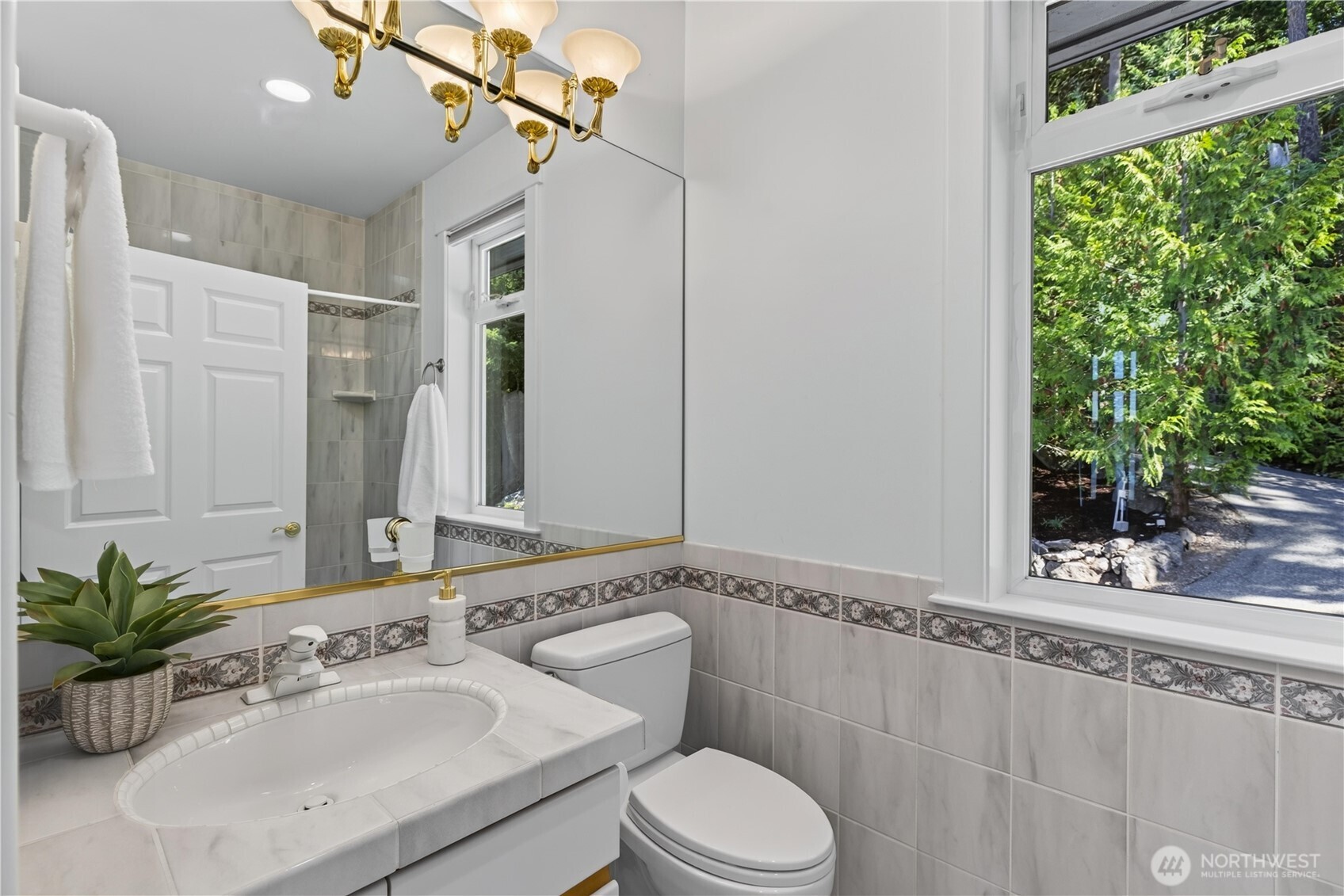 11064 Marine Drive Property Photo 33