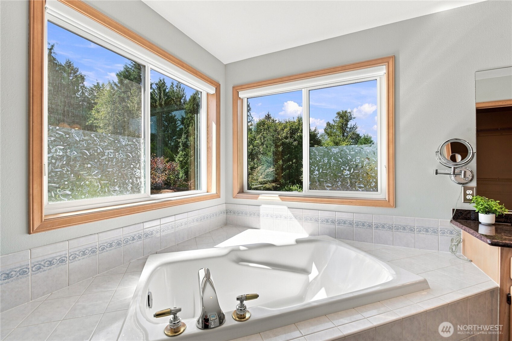 18704 117th Avenue Property Photo 27