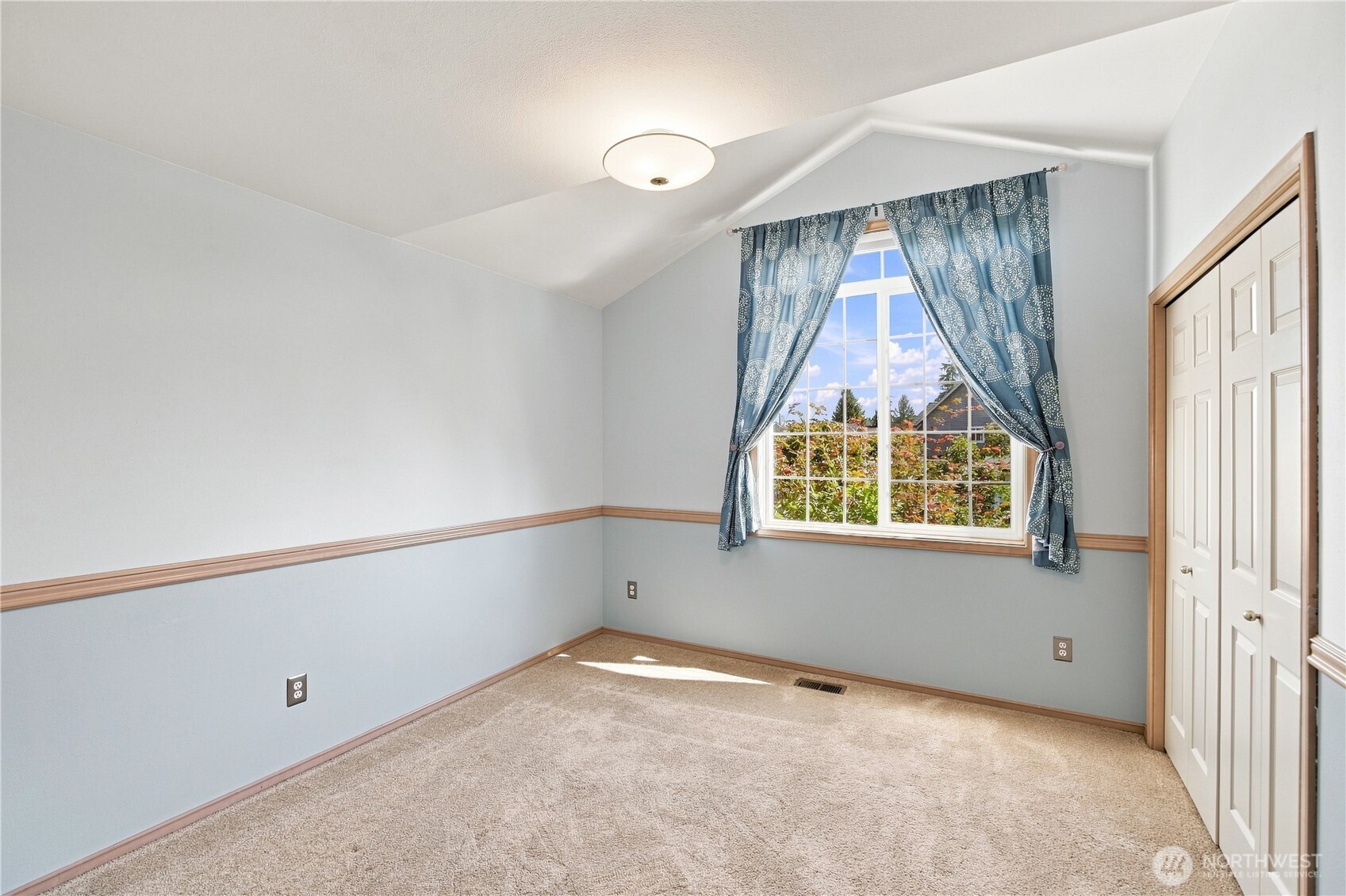 18704 117th Avenue Property Photo 28