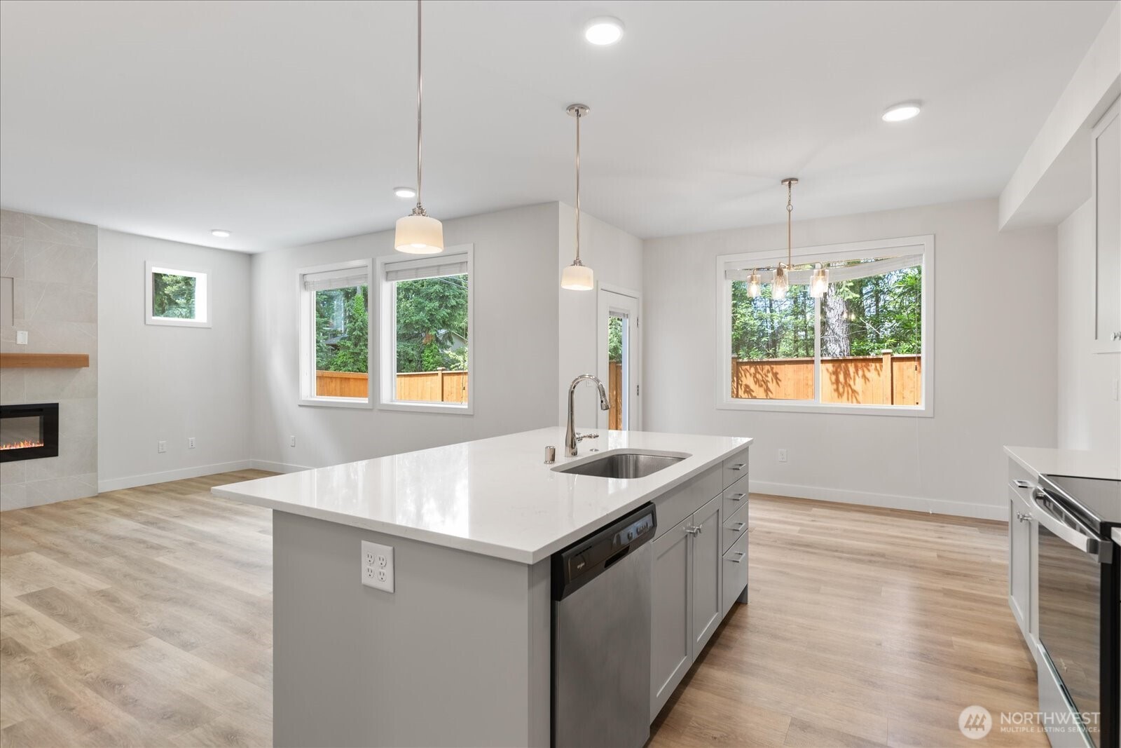 121 171st Place A Property Photo 14
