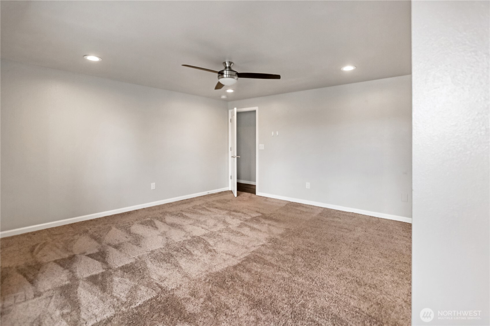 1228 143rd Street Property Photo 9