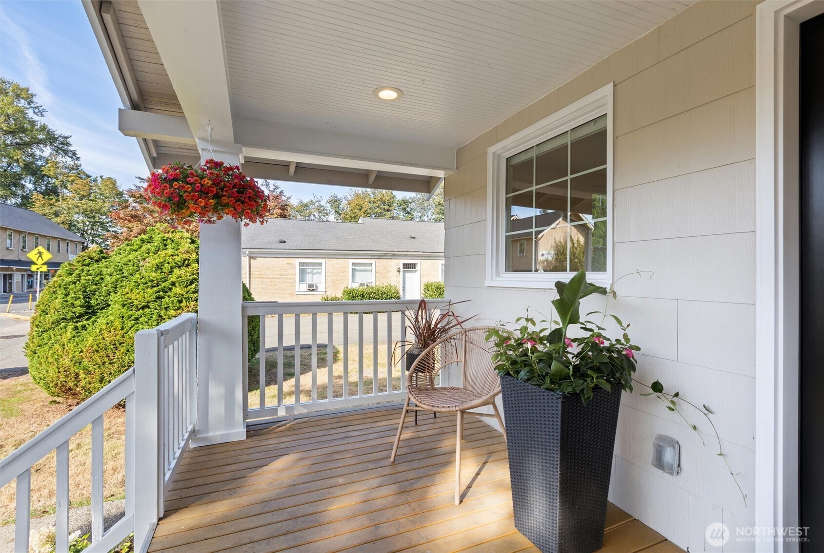 448 Front Street Property Photo 4