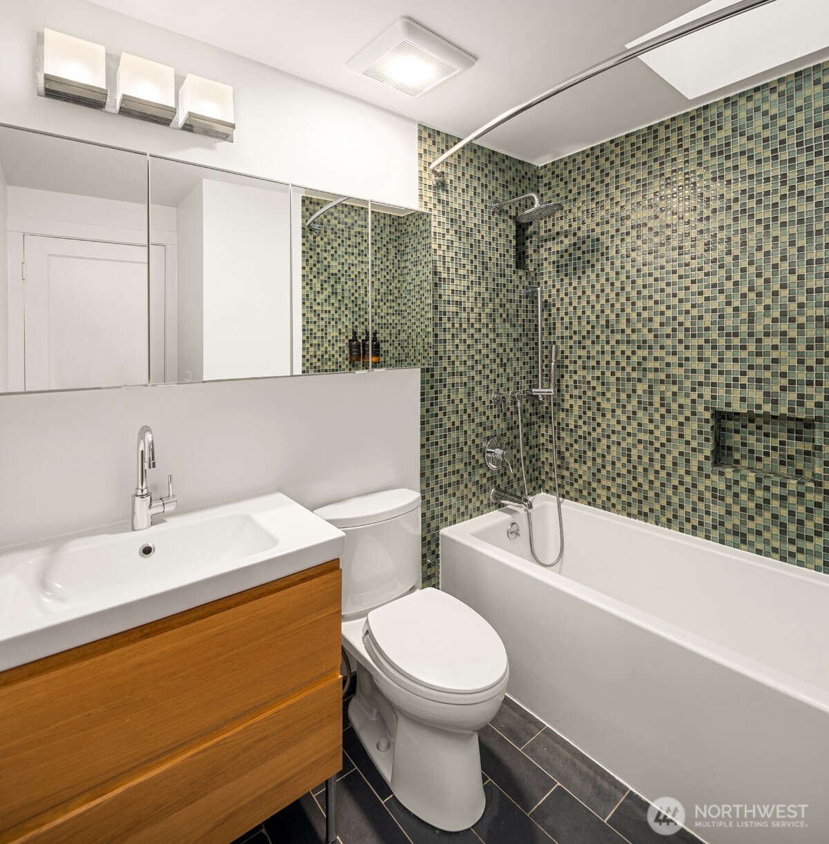607 23rd Avenue Property Photo 13