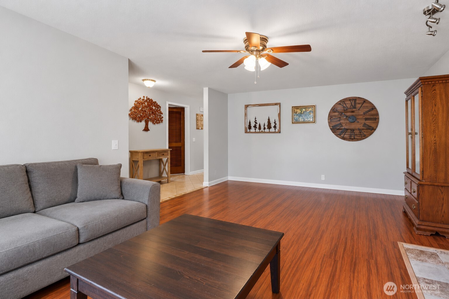 3073 Carpenter Hills Loop Property Photo 6