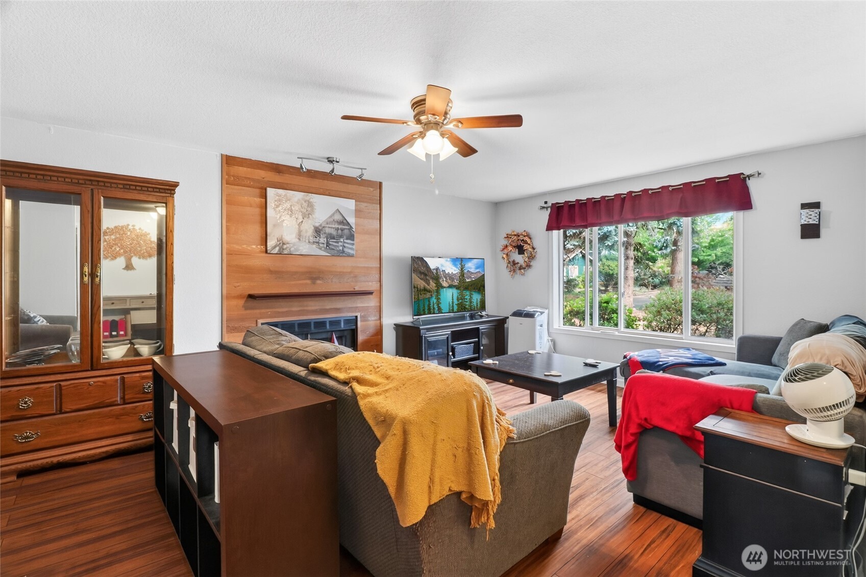 3073 Carpenter Hills Loop Property Photo 8