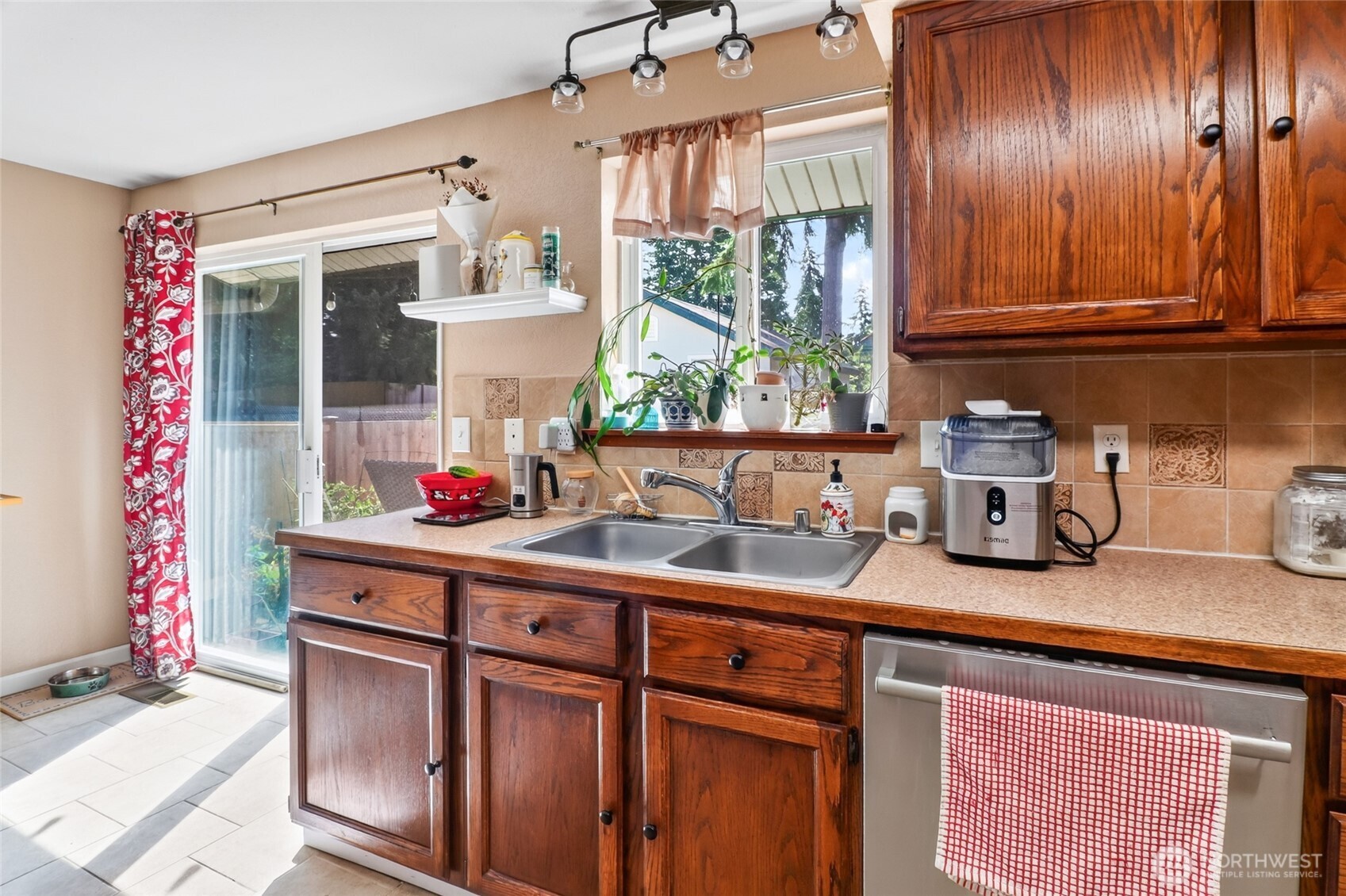 3073 Carpenter Hills Loop Property Photo 15