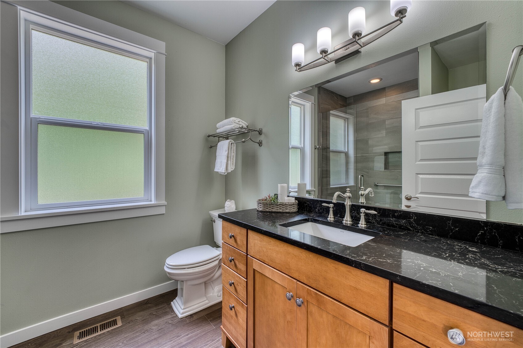 3905 Wollochet Drive Property Photo 26