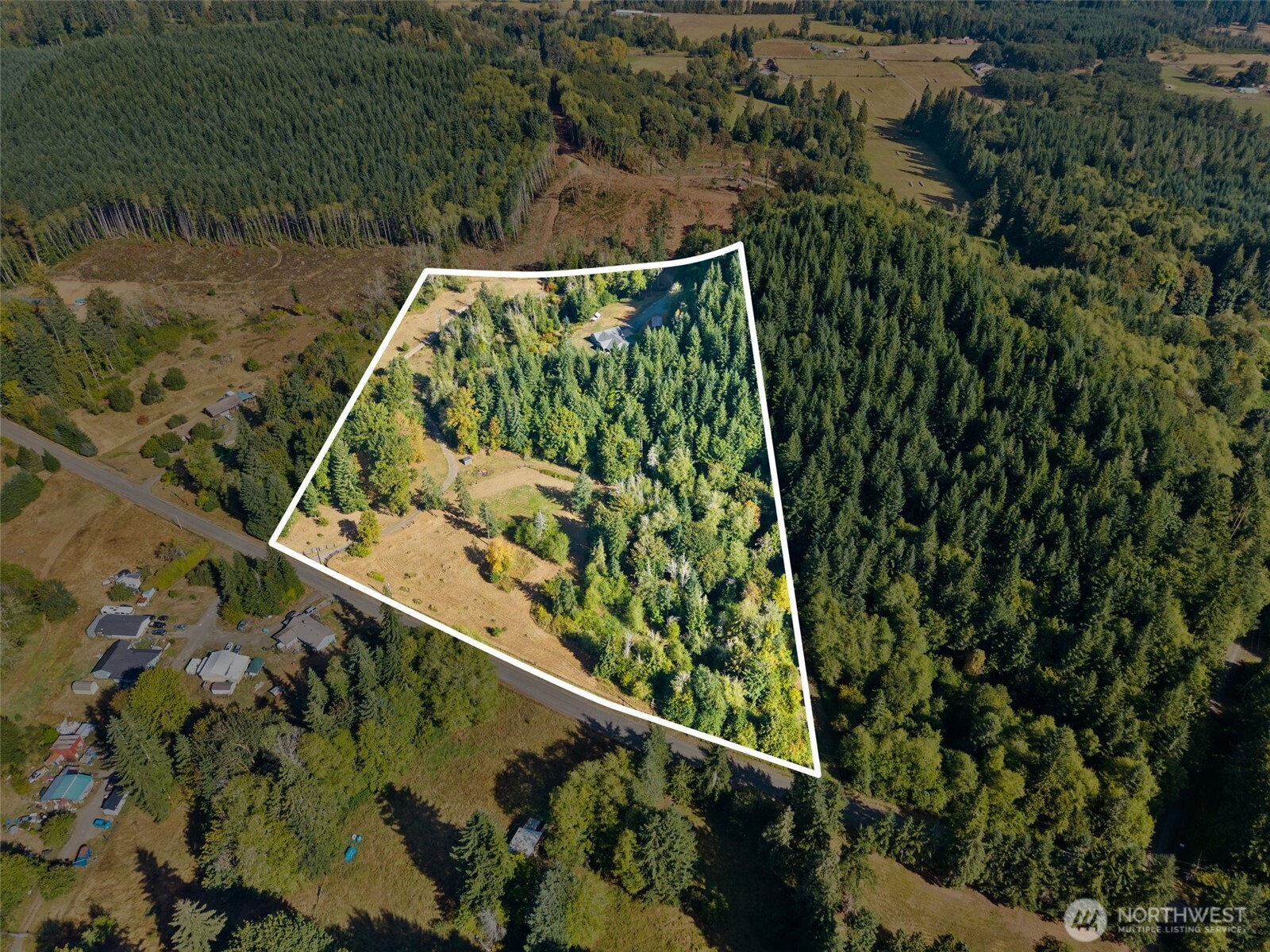254 Williams Creek Road Property Photo 5
