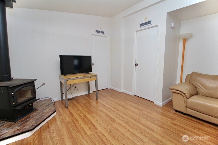 2101 S 324th Street 27 Property Photo 13