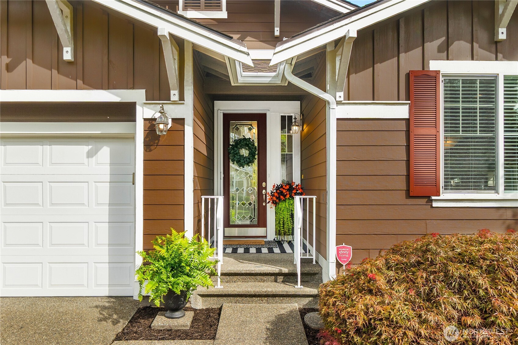 8422 Bainbridge Loop Property Photo 4