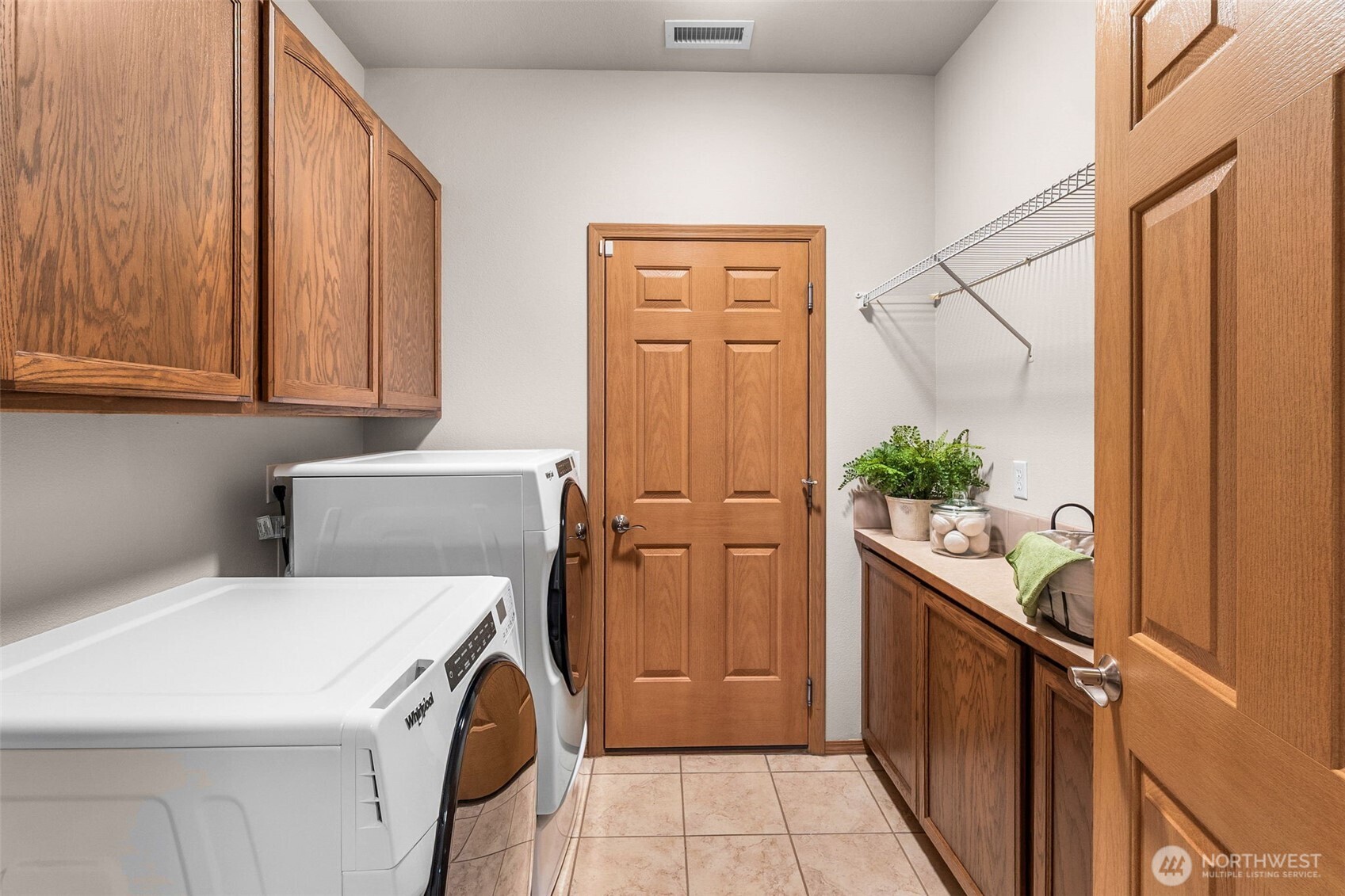 8422 Bainbridge Loop Property Photo 18