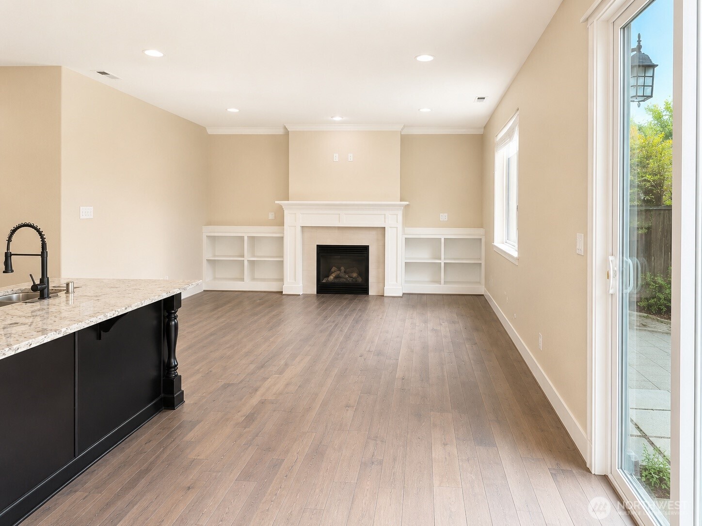 17602 40th Drive Property Photo 4