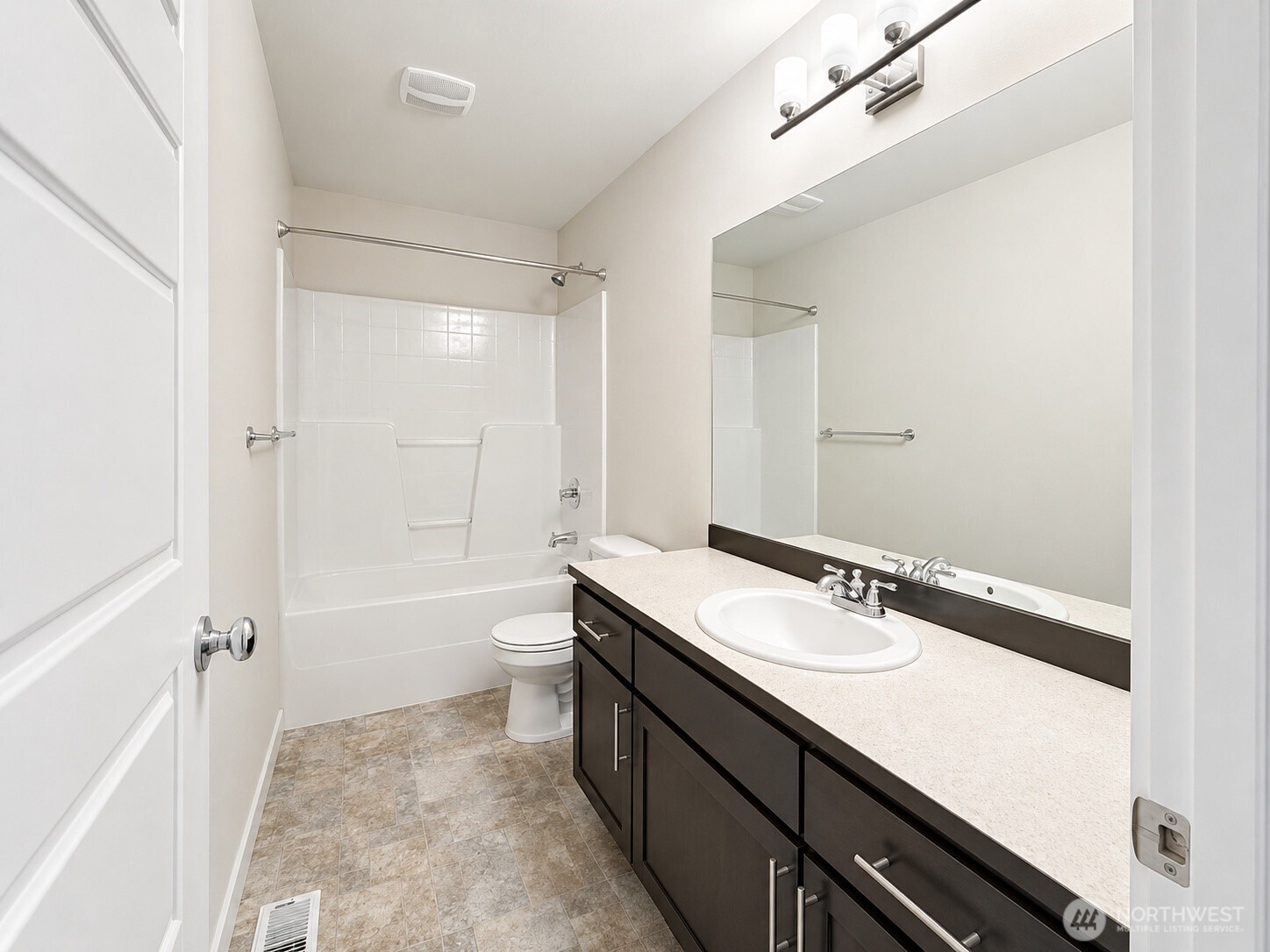 17602 40th Drive Property Photo 16