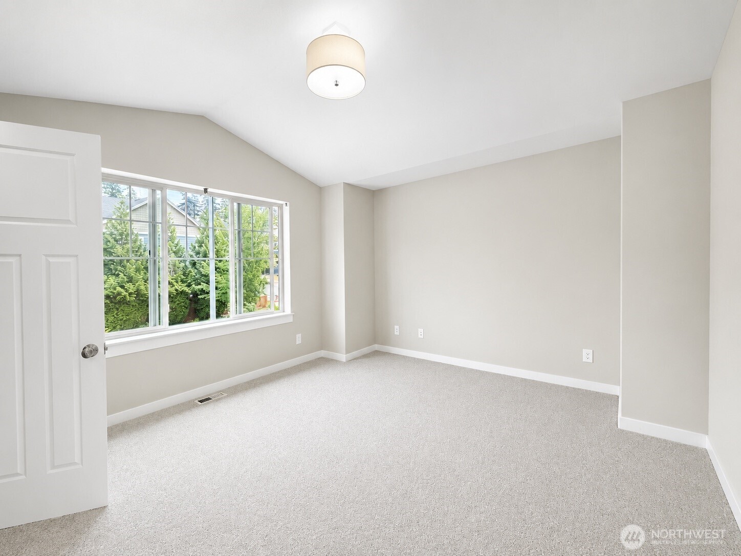 17602 40th Drive Property Photo 19