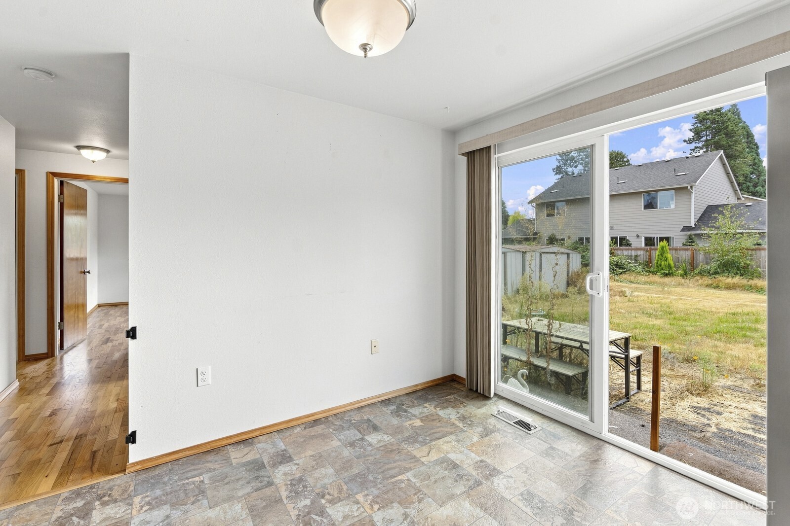 4543 19th Avenue Property Photo 8
