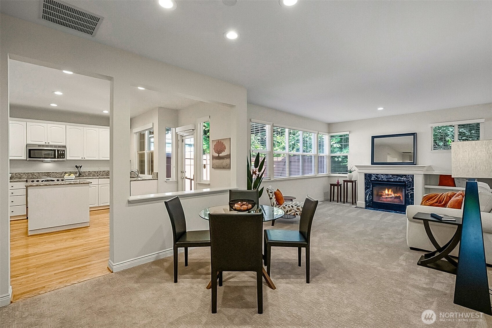 1831 163rd Street Property Photo 5