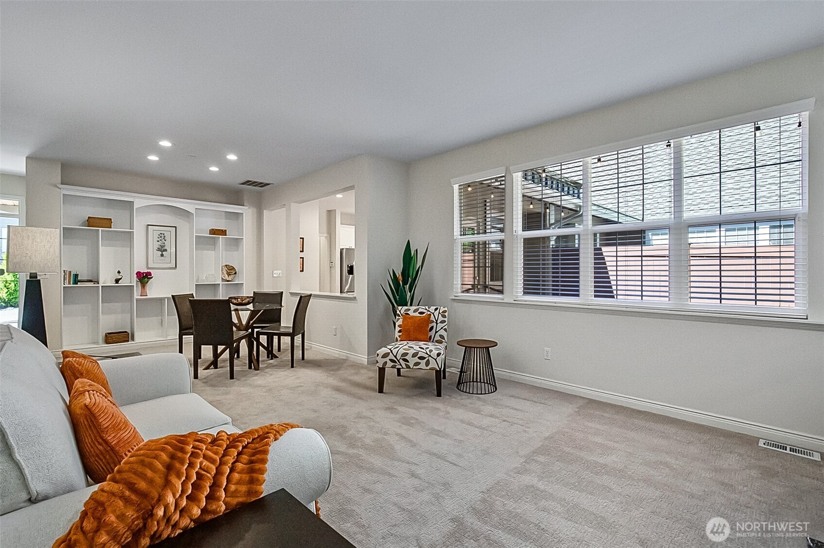 1831 163rd Street Property Photo 7