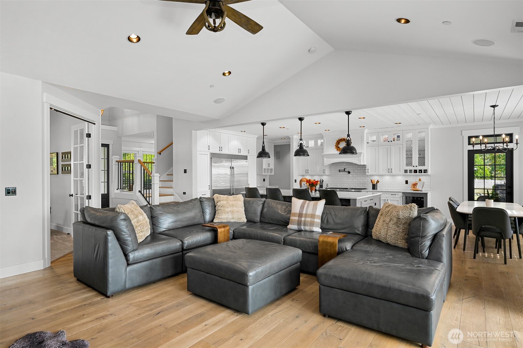 3655 Siper Lane Property Photo 11