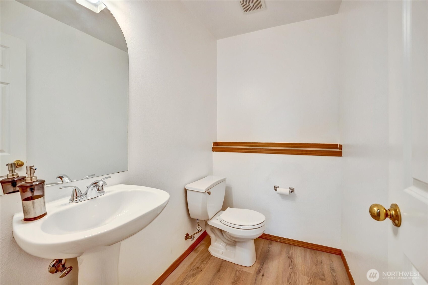 15 87th Avenue B Property Photo 16