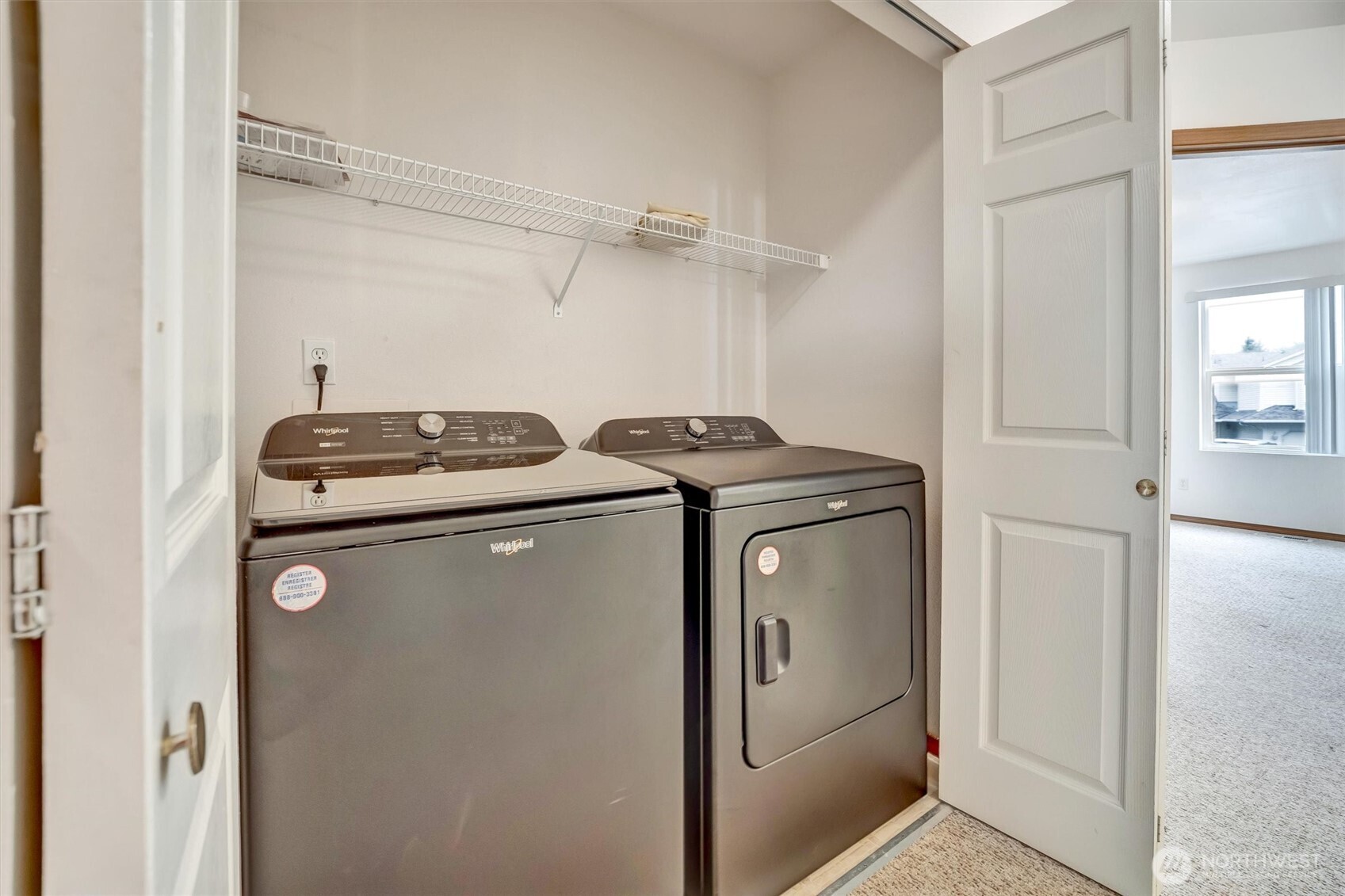 15 87th Avenue B Property Photo 28