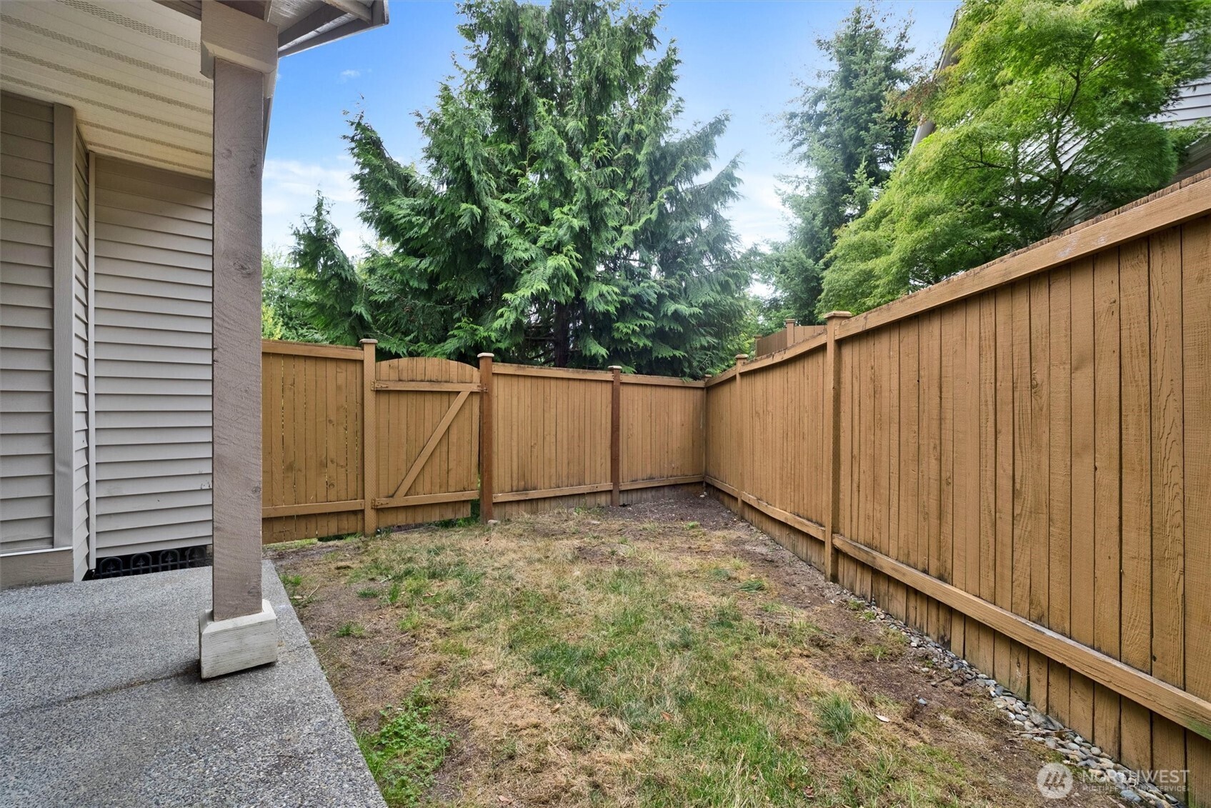15 87th Avenue B Property Photo 35