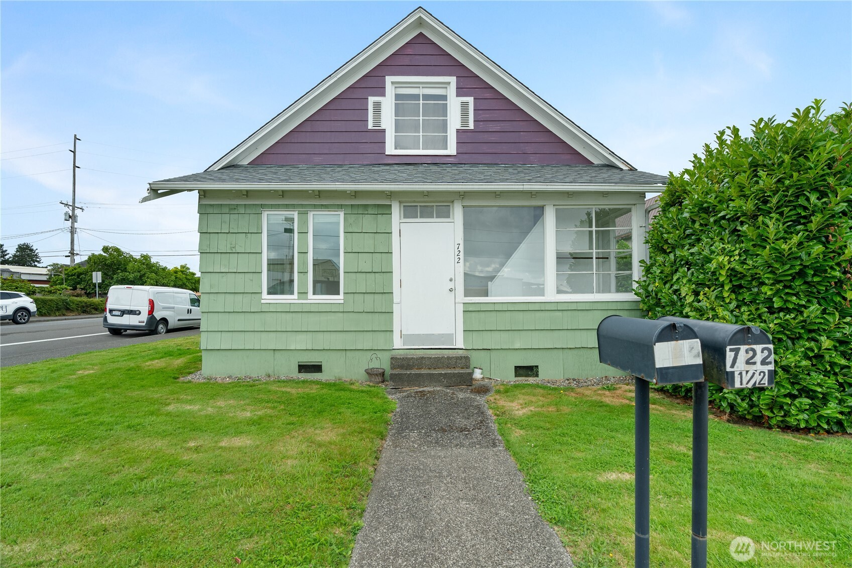 722 W State Street Property Photo 1