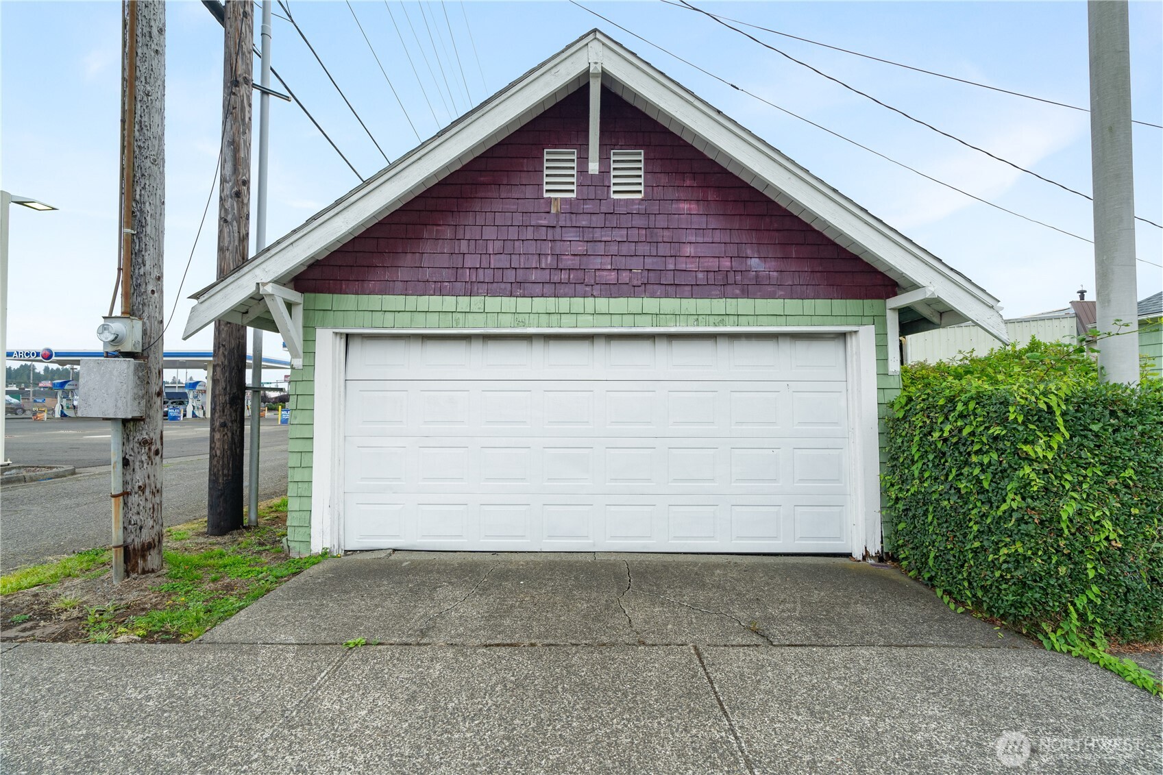 722 W State Street Property Photo 2