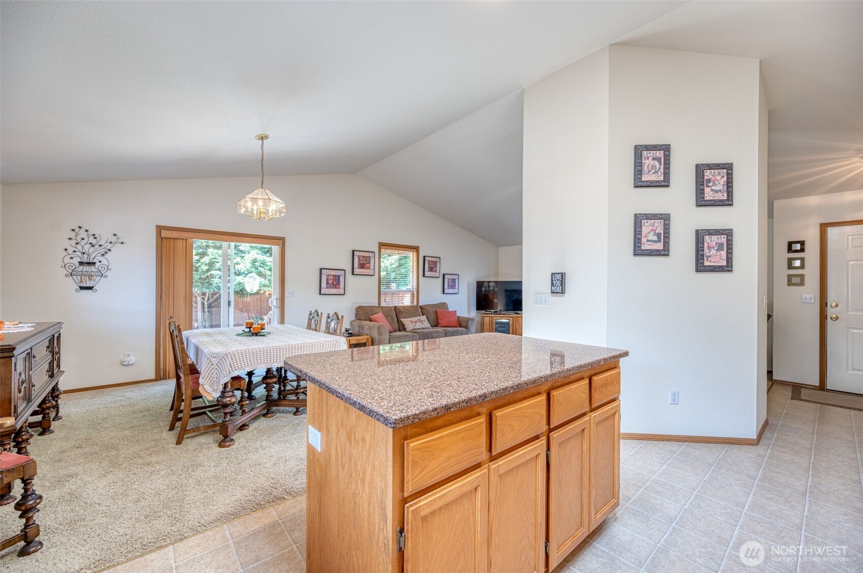10224 189th Street Ct Property Photo 6